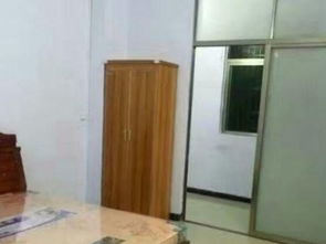 商品城附近全新電梯房，單間一房兩房任選，拎包入住，陽光滿屋